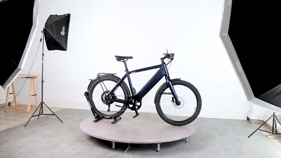 Shooting d'un vélo reconditionné par Loewi pour la mise en ligne du vélo sur le site loewi.fr